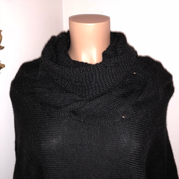 Vince. Cable Knit Black  Sweater Size M - Picture 4 of 7